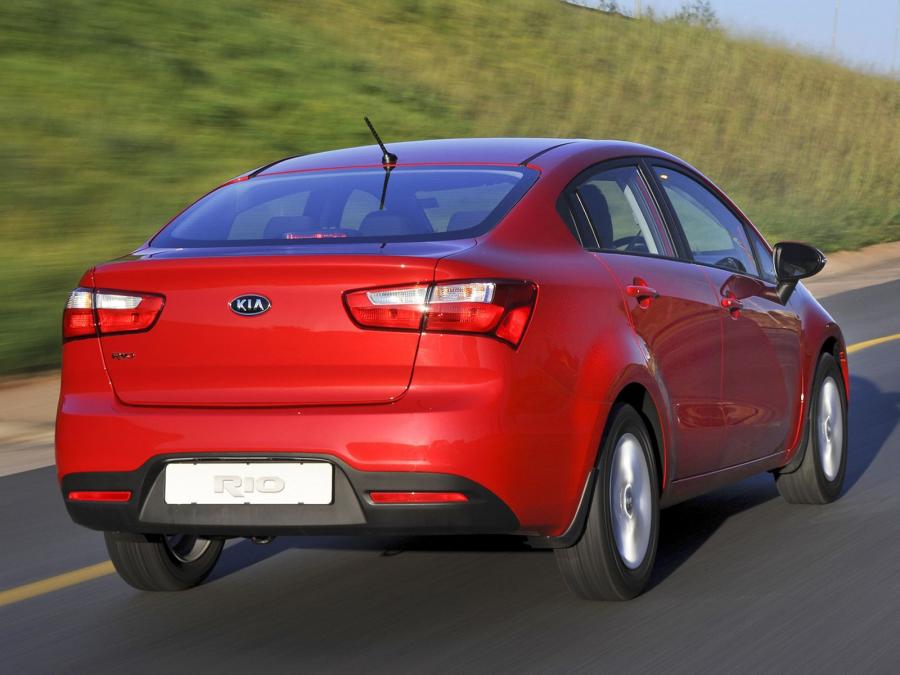  Kia Rio Sedan 2012 года  (ZA) (фото 3 из 23)